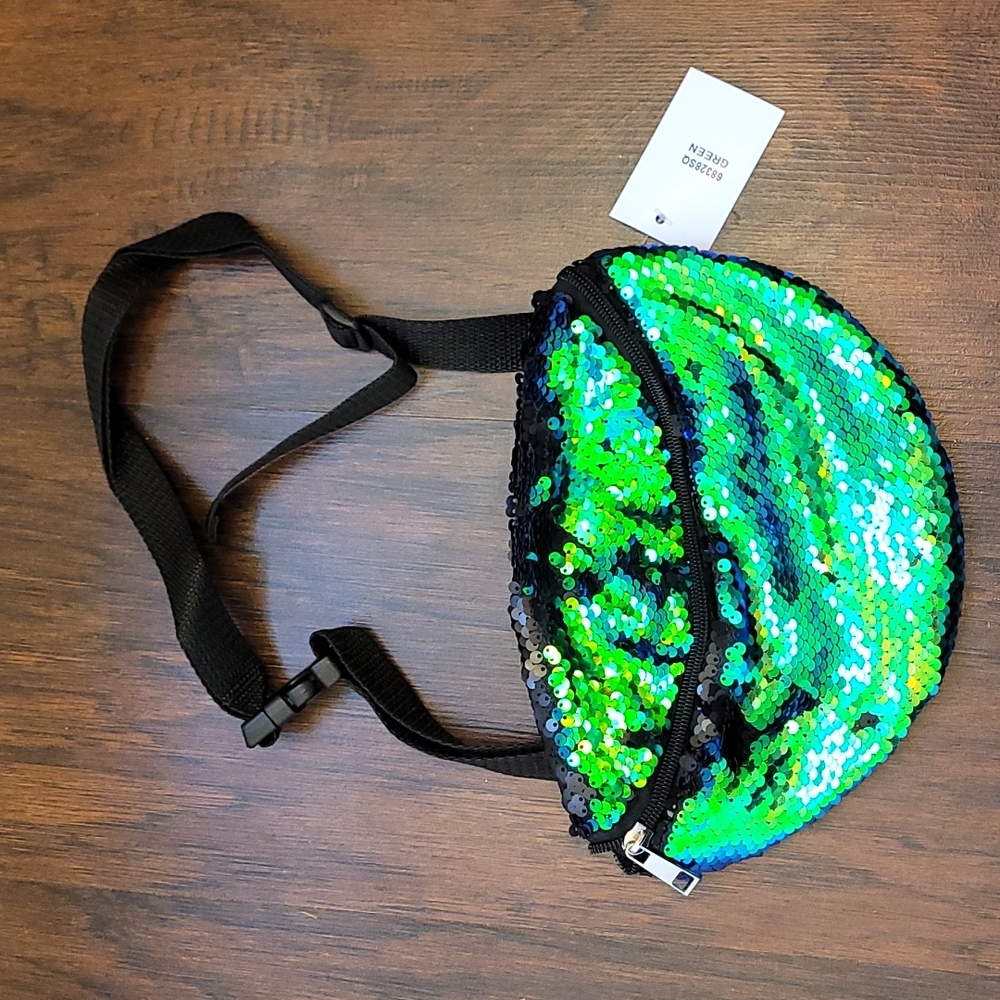 Green Sequin Fani Pack